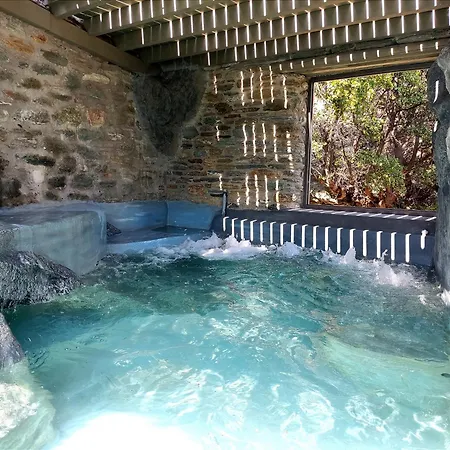 Aegean Castle Andros - Adults Only Ξενοδοχείο με διαμερίσματα Αγία Ελεούσα