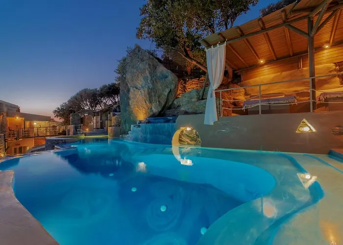 Aegean Castle Andros - Adults Only 4* Agia Eleousa